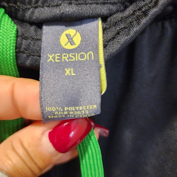 XERSION Black and Green Mens Athletic Short Size XL - Picture 3 of 11